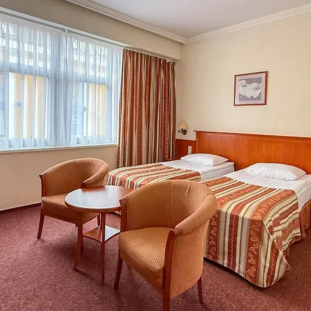 Hotel Central 3*