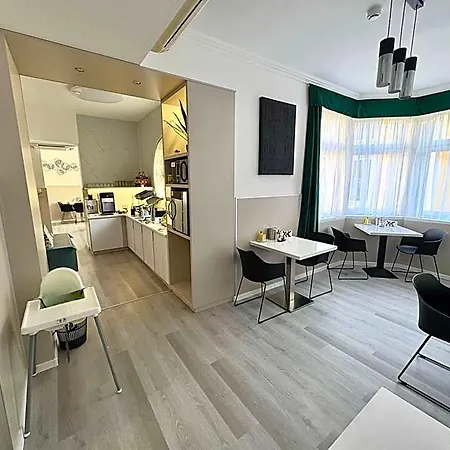 Hotel Central 3*